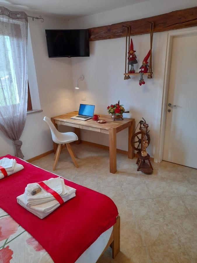 B&B La Casa Di Loretta Paderno Exteriér fotografie
