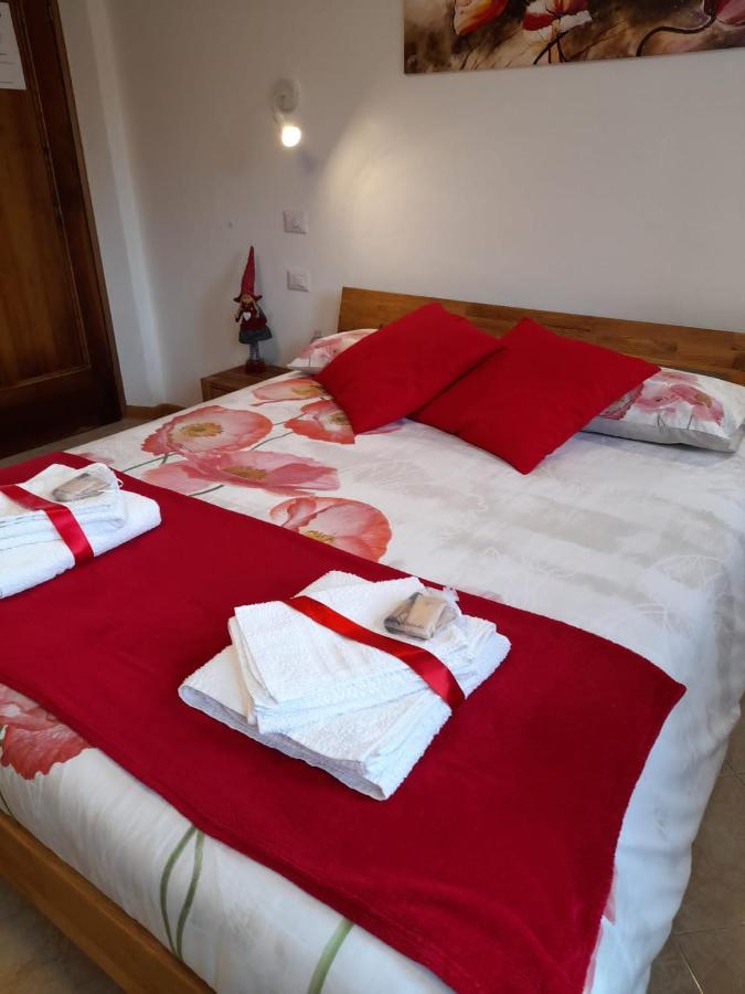 B&B La Casa Di Loretta Paderno Exteriér fotografie